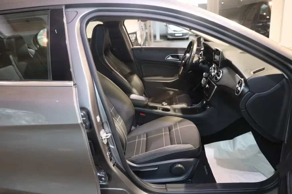 Mercedes-Benz GLA 200 *Erst 70tkm*Automatik*Navi* 06/2014-photo-20