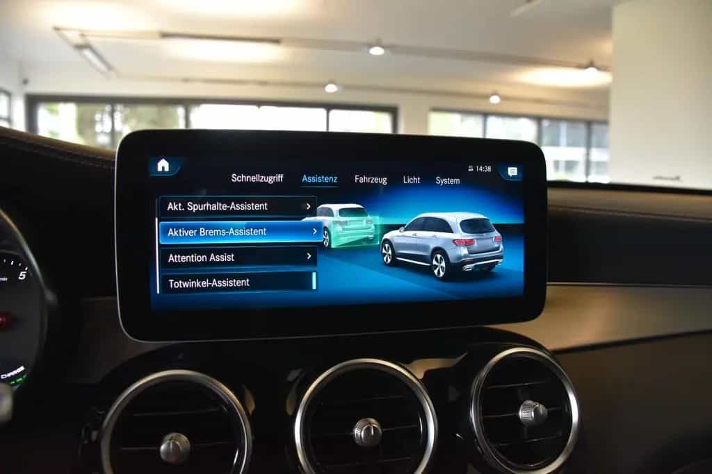 Mercedes-Benz GLC 200 4Matic 9G AMG LINE INTERIEUR"360°CAM"LED 11/2019-photo-36