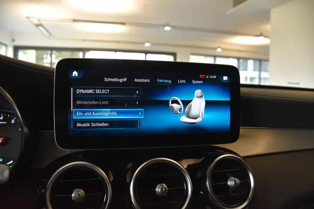 Mercedes-Benz GLC 200 4Matic 9G AMG LINE INTERIEUR"360°CAM"LED 11/2019-photo-39