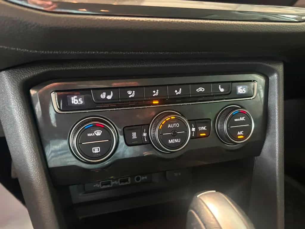 Volkswagen Tiguan 2.0 TSI 4Motion R-LINE*STANDHEIZ.* 12/2019-photo-19