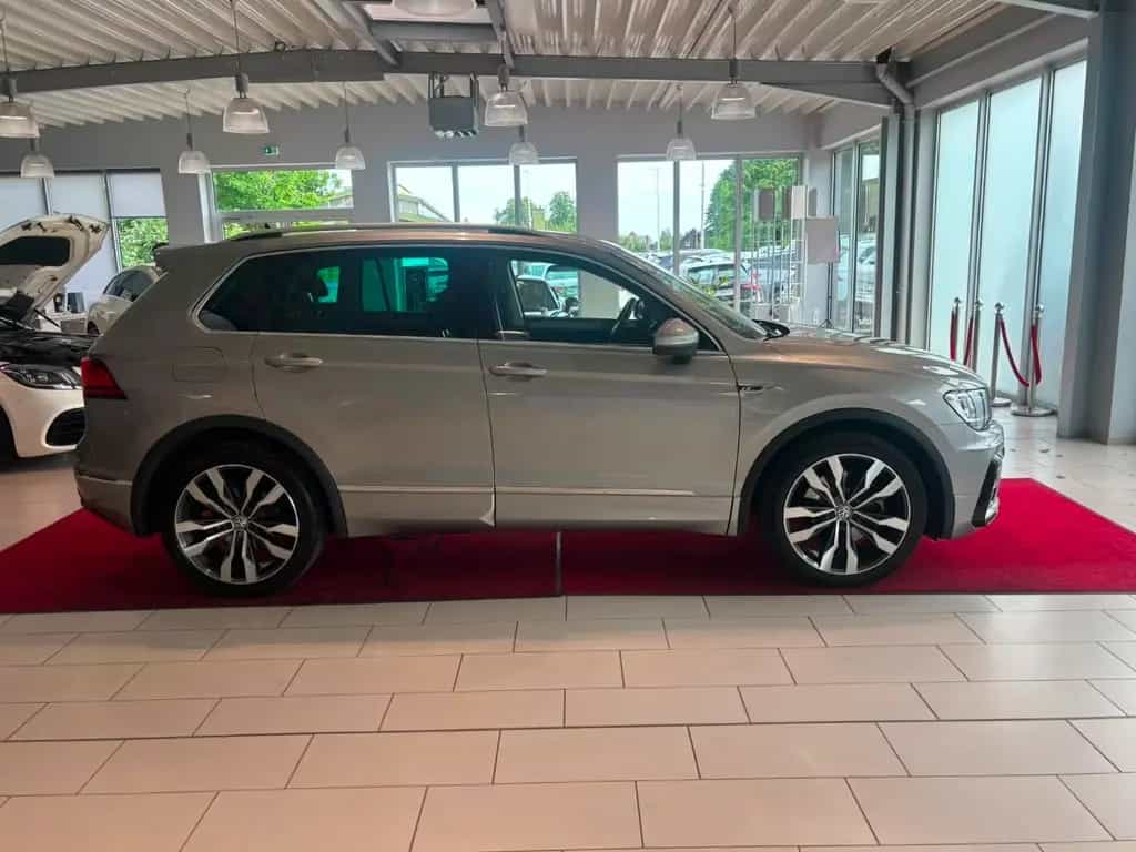 Volkswagen Tiguan 2.0 TSI 4Motion R-LINE*STANDHEIZ.* 12/2019-photo-7