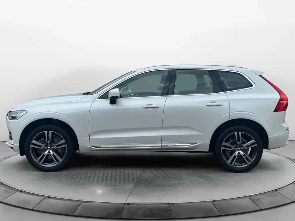 Volvo XC60 2.0 T6 Inscription AWD NAVI*LEDER*AHK 12/2017-photo-1