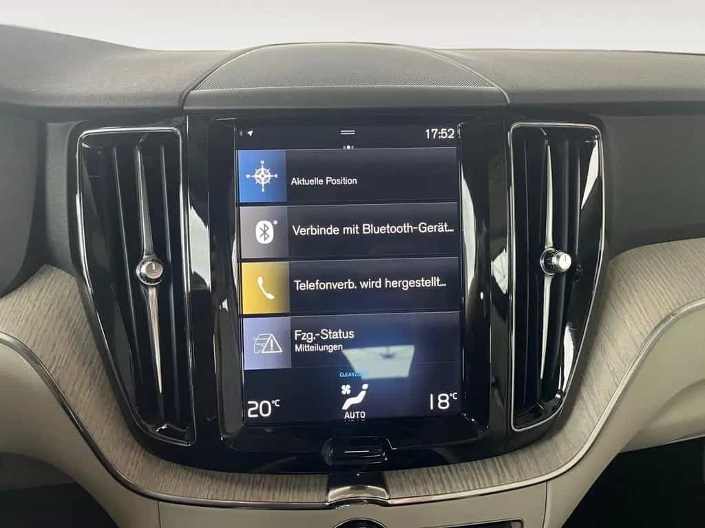 Volvo XC60 2.0 T6 Inscription AWD NAVI*LEDER*AHK 12/2017-photo-21