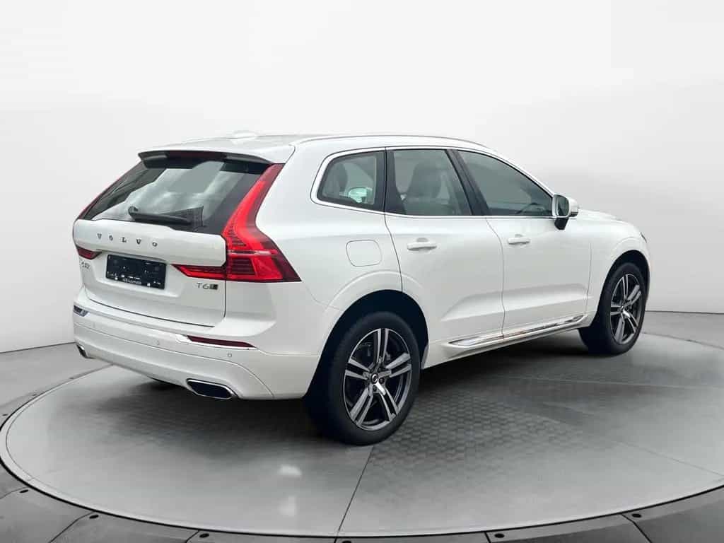 Volvo XC60 2.0 T6 Inscription AWD NAVI*LEDER*AHK 12/2017-photo-4