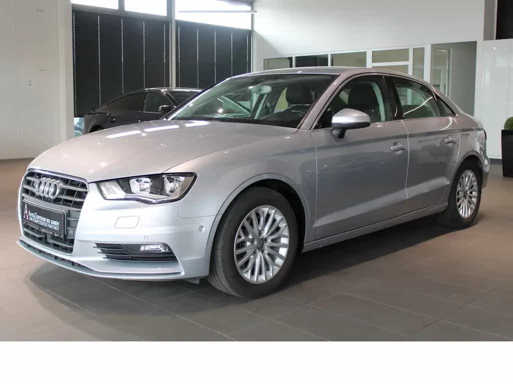 Audi A3 1.8 TFSI KLIMA*PDC*NAVI*MFL*AHK*SHZ* 06/2015-photo-1