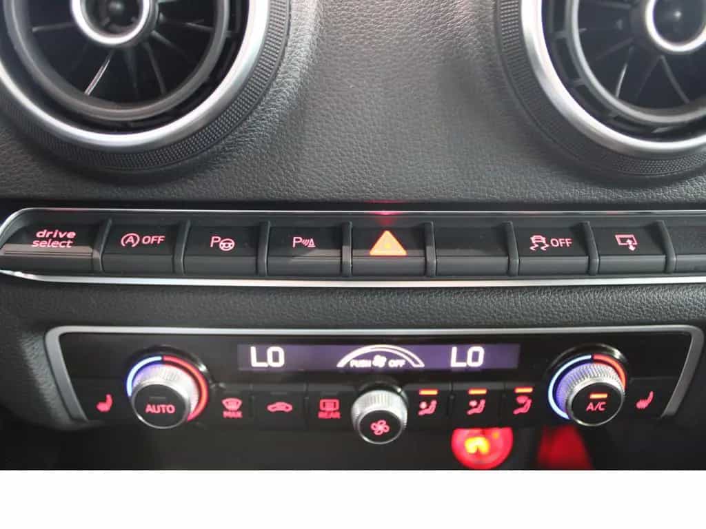 Audi A3 1.8 TFSI KLIMA*PDC*NAVI*MFL*AHK*SHZ* 06/2015-photo-23