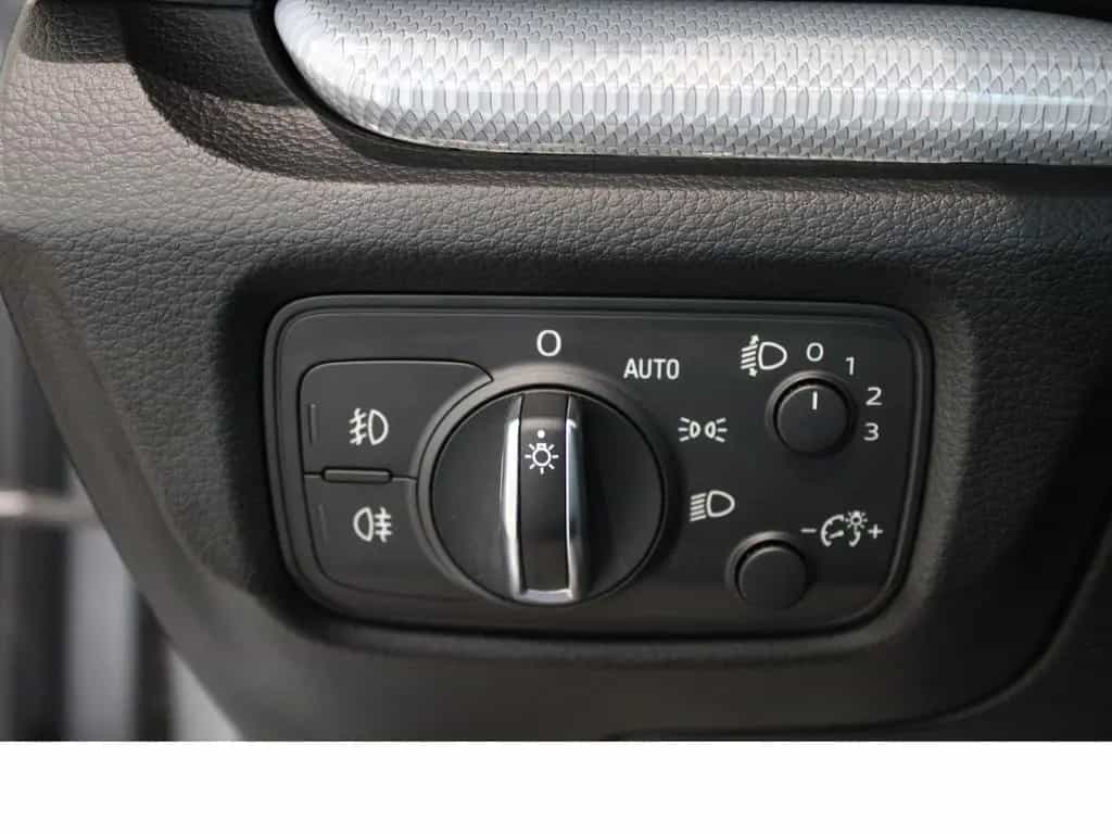 Audi A3 1.8 TFSI KLIMA*PDC*NAVI*MFL*AHK*SHZ* 06/2015-photo-9