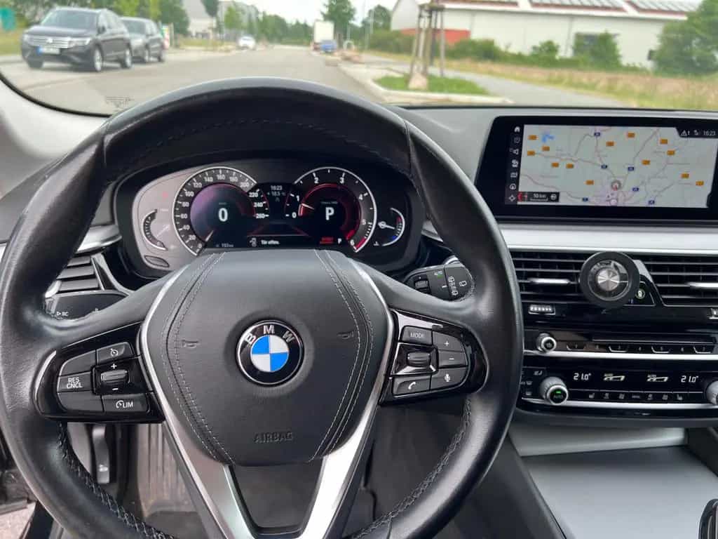 BMW 520 d Touring | 2. Hand | TÜV & Service Neu 06/2019-photo-11