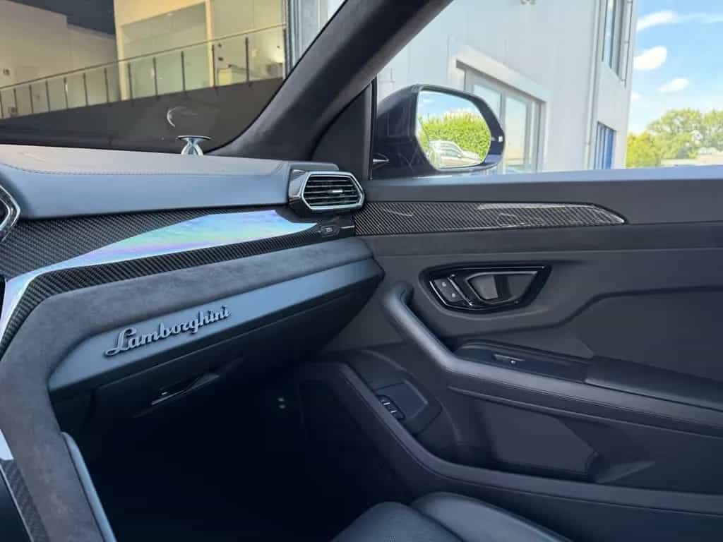 Lamborghini Urus BIG CARBON/4-SEAT/BLACK MAGNO/PANO/ANIMA 06/2021-photo-22