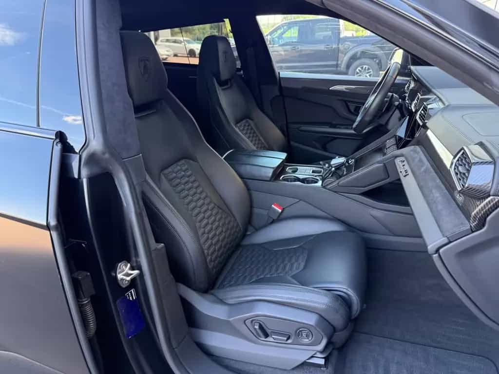 Lamborghini Urus BIG CARBON/4-SEAT/BLACK MAGNO/PANO/ANIMA 06/2021-photo-30
