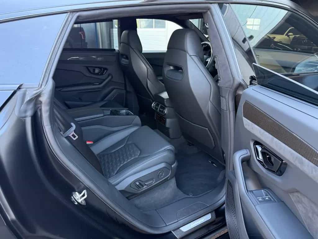 Lamborghini Urus BIG CARBON/4-SEAT/BLACK MAGNO/PANO/ANIMA 06/2021-photo-35