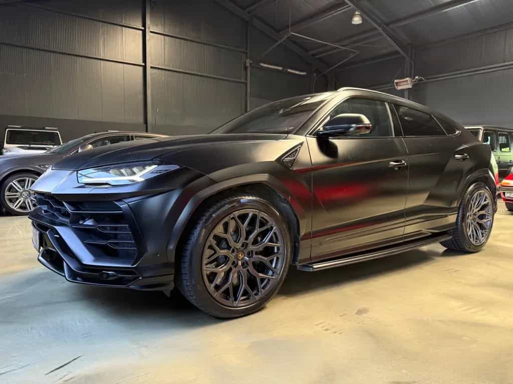 Lamborghini Urus BIG CARBON/4-SEAT/BLACK MAGNO/PANO/ANIMA 06/2021-photo-39