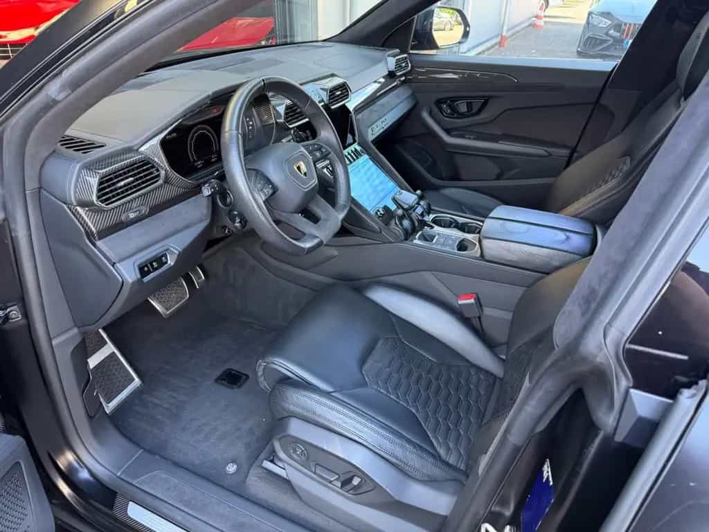 Lamborghini Urus BIG CARBON/4-SEAT/BLACK MAGNO/PANO/ANIMA 06/2021-photo-8