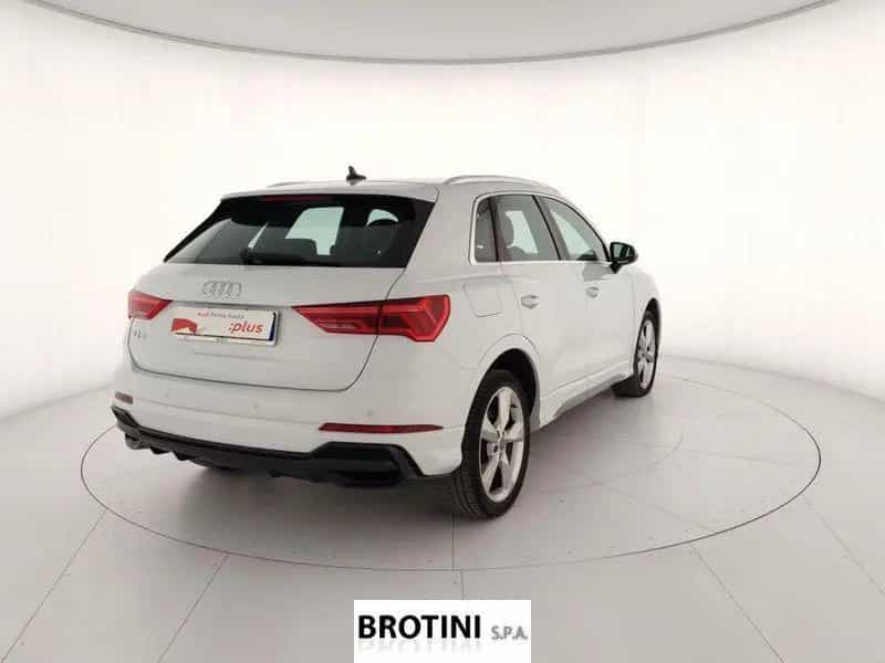Audi Q3 35 TDI S tronic S line edition 11/2018-photo-2