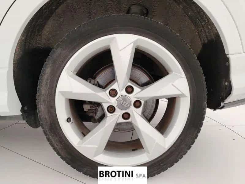 Audi Q3 35 TDI S tronic S line edition 11/2018-photo-5