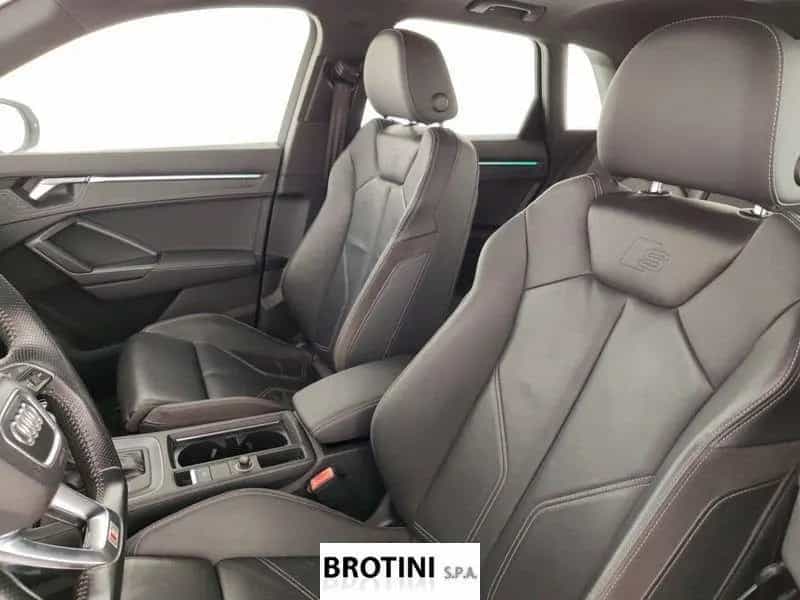 Audi Q3 35 TDI S tronic S line edition 11/2018-photo-9