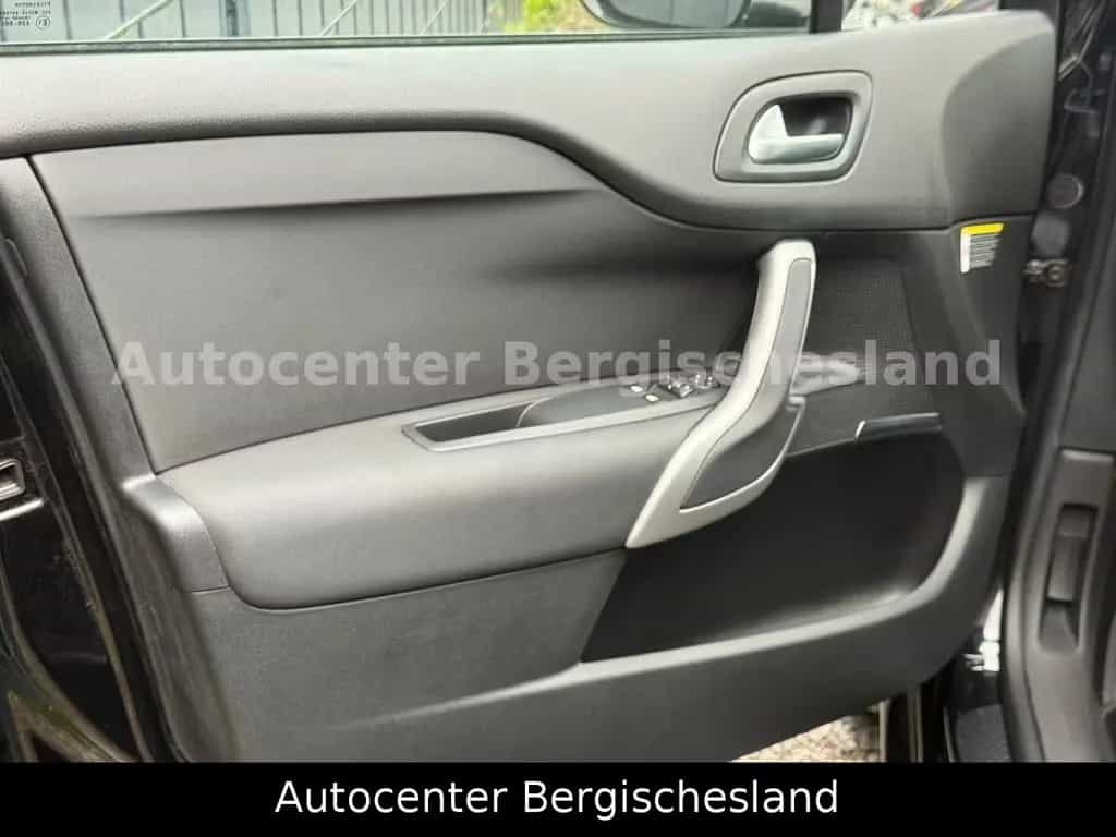 DS Automobiles DS4 DS 4 Crossback 08/2017-photo-12