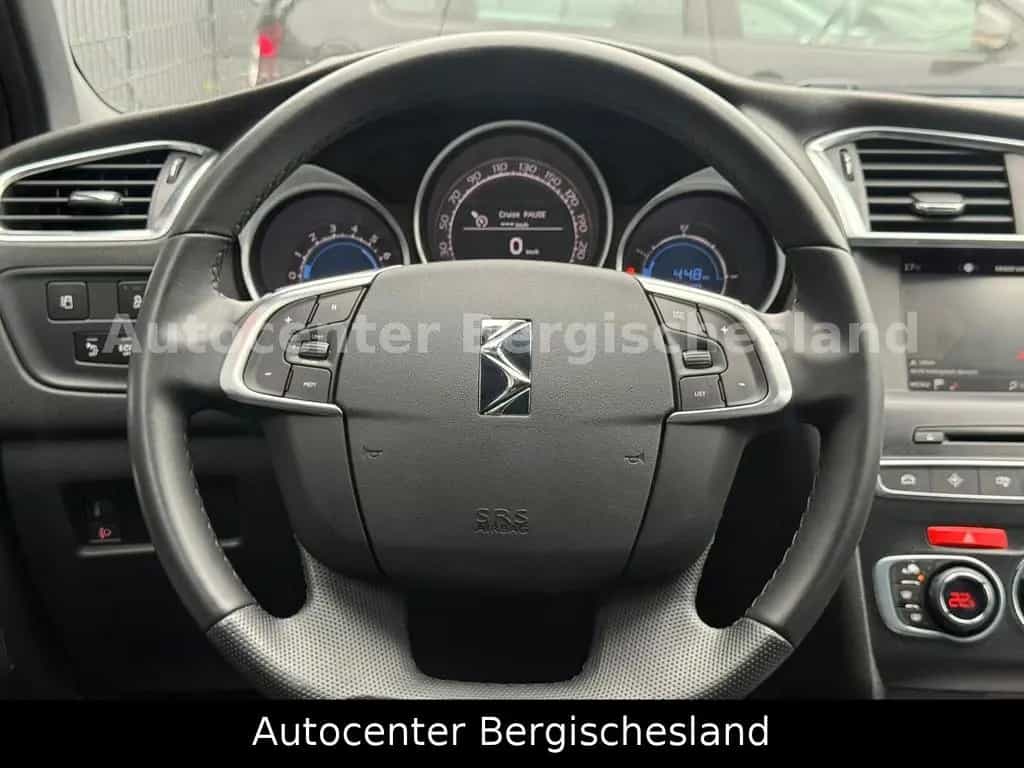DS Automobiles DS4 DS 4 Crossback 08/2017-photo-36
