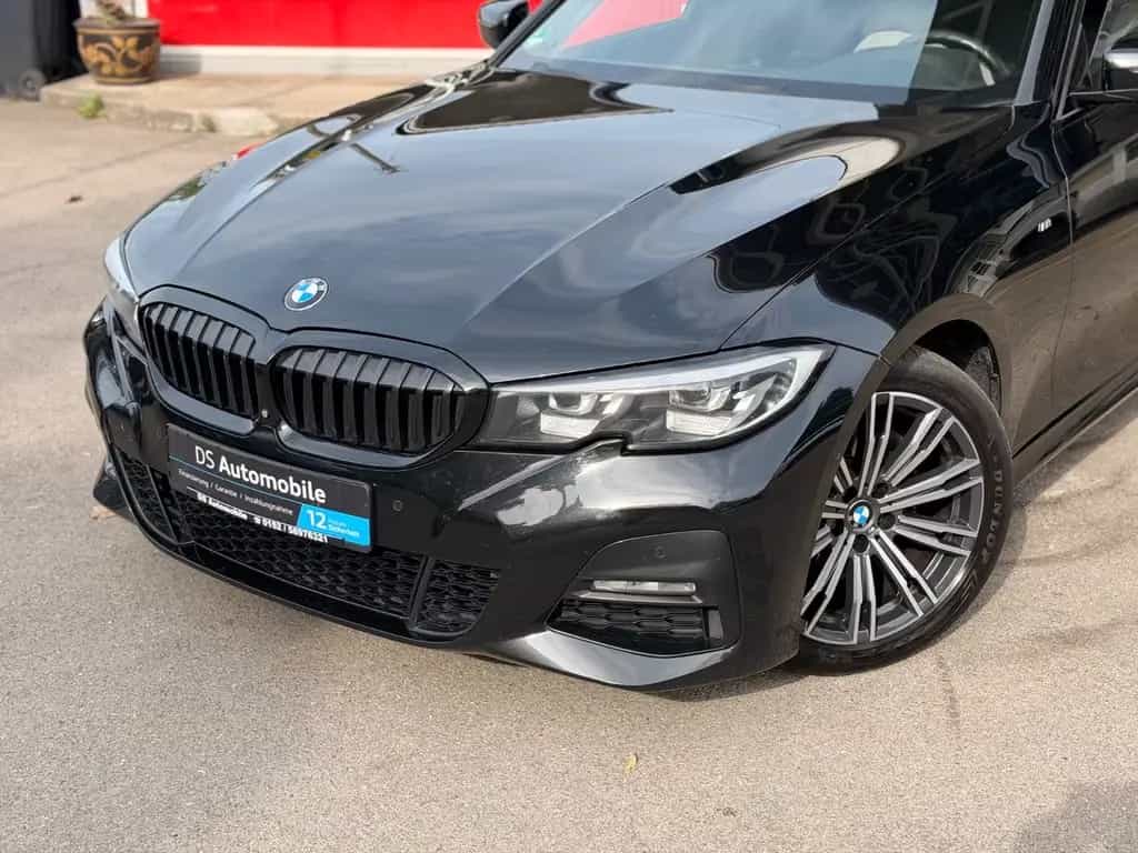 BMW 320 d Touring M Sport LED/LiveCockp/360Kamera/ACC 06/2021-photo-1