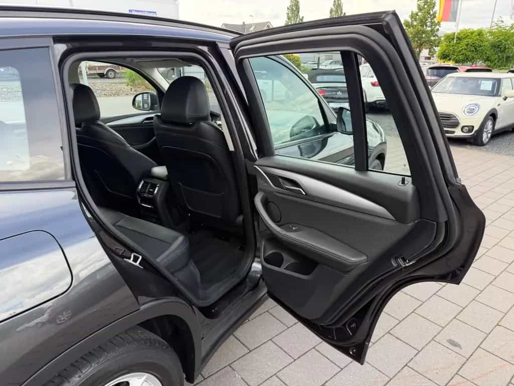 BMW X3 2.0 xDrive Advantage*KAMERA*NAVI*LED*AHK*TOP* 01/2019-photo-14