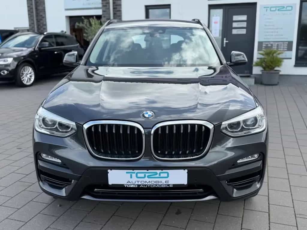 BMW X3 2.0 xDrive Advantage*KAMERA*NAVI*LED*AHK*TOP* 01/2019-photo-2
