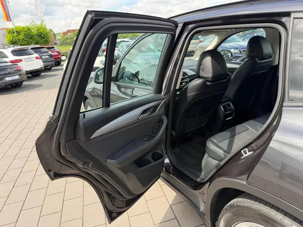 BMW X3 2.0 xDrive Advantage*KAMERA*NAVI*LED*AHK*TOP* 01/2019-photo-21