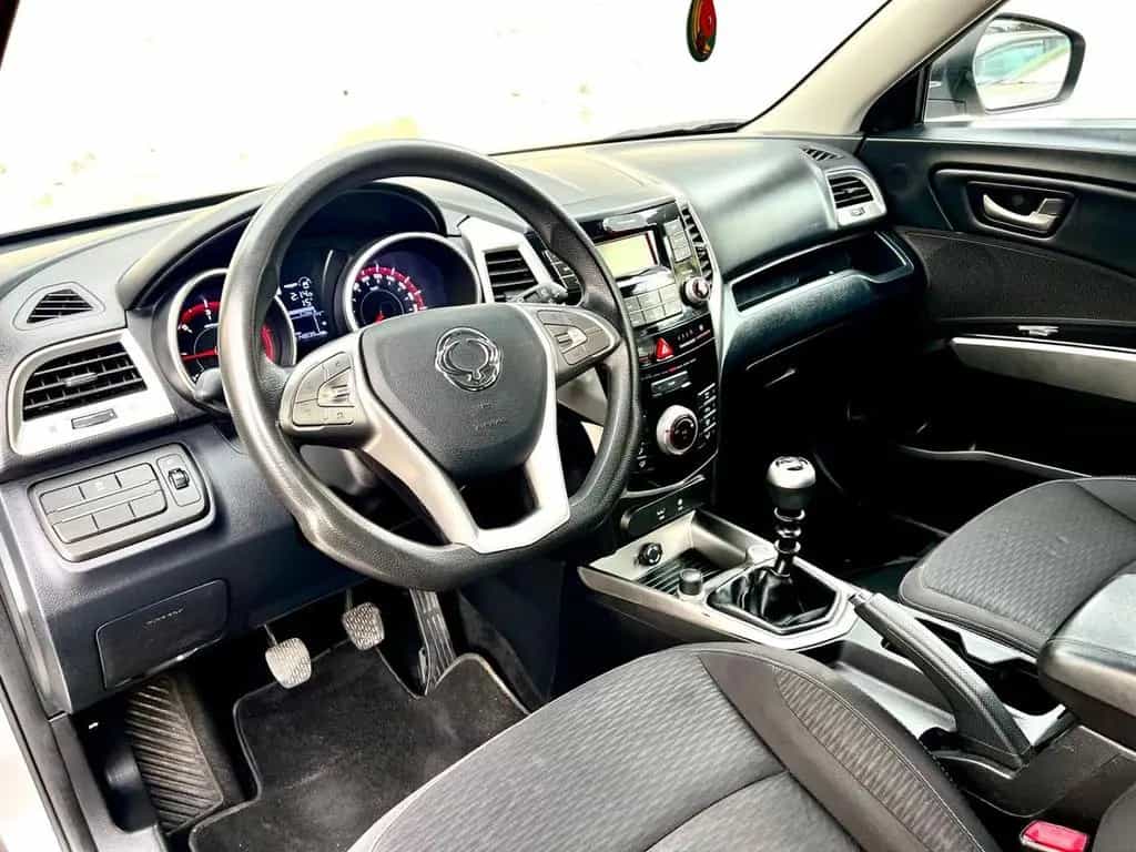 Ssangyong Tivoli 1.6d 2WD Be 02/2016-photo-6
