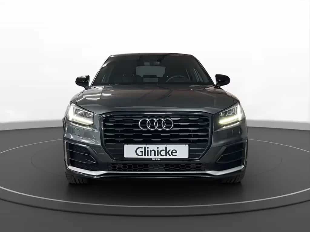 Audi Q2 35 TFSI S line AHK LED LM 19" Navi PDC vo+hi 05/2020-photo-1