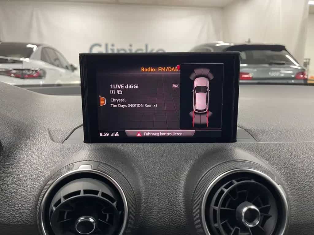 Audi Q2 35 TFSI S line AHK LED LM 19" Navi PDC vo+hi 05/2020-photo-23