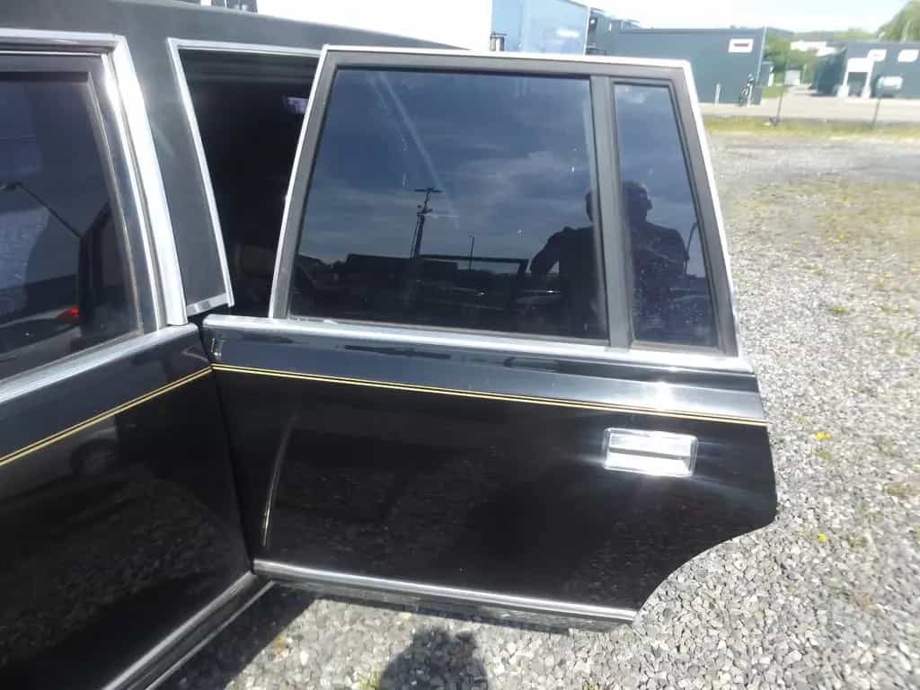Lincoln Town Car Stretchlimousine 5.0 V8 01/1987-photo-11