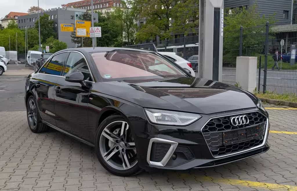 Audi A4 Lim.40 2.0TDI S-line*ACC*LED*MMI*CarPlay*Gara 10/2019-photo-2