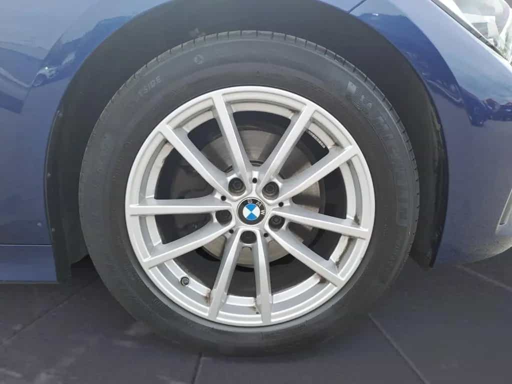 BMW 320 d Advantage Aut. Klimaaut. Komfortzugang PDC 08/2019-photo-10
