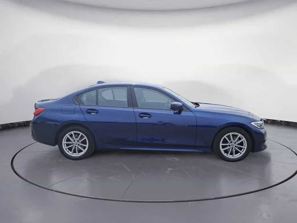 BMW 320 d Advantage Aut. Klimaaut. Komfortzugang PDC 08/2019-photo-4