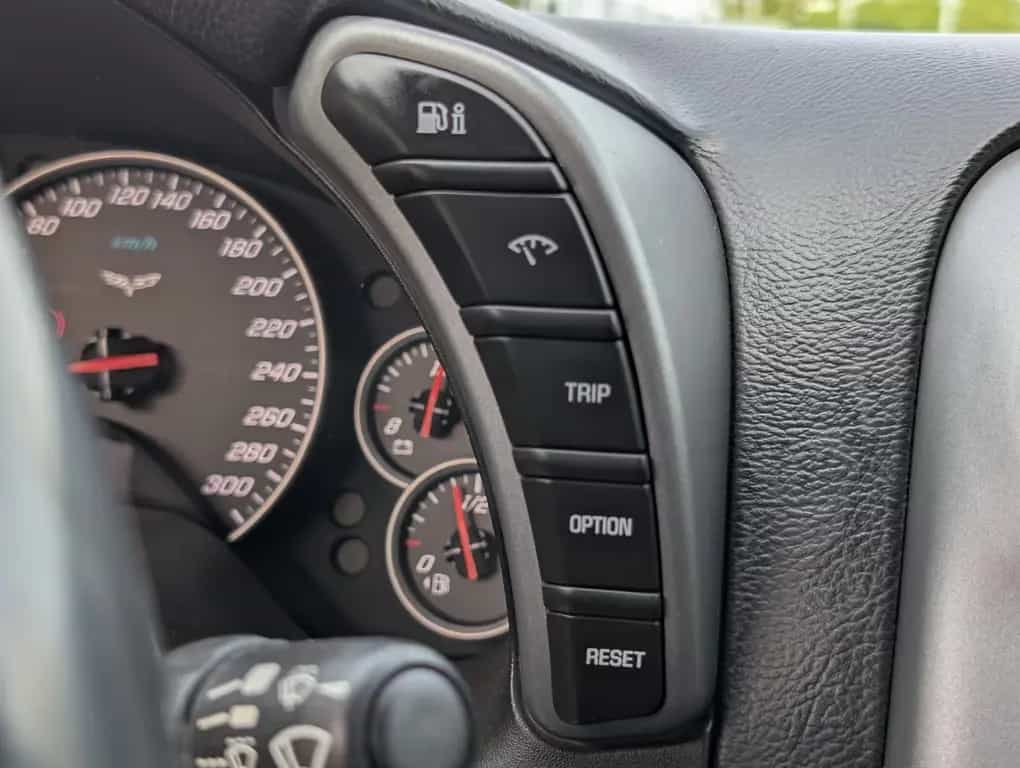Corvette C6 6.0 V8 Targa Coupe*Xeno*RKam*Shz*Memo*HUD*TOP 05/2006-photo-33