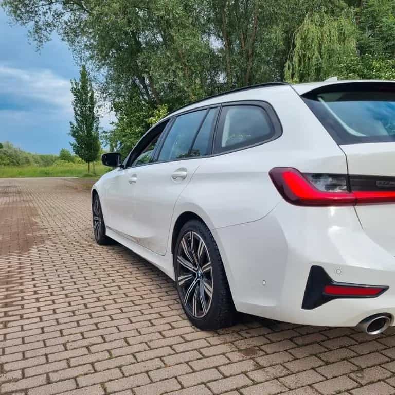 BMW 318 i Touring Sport Line Auto Sport Line Garantie 06/2021-photo-1