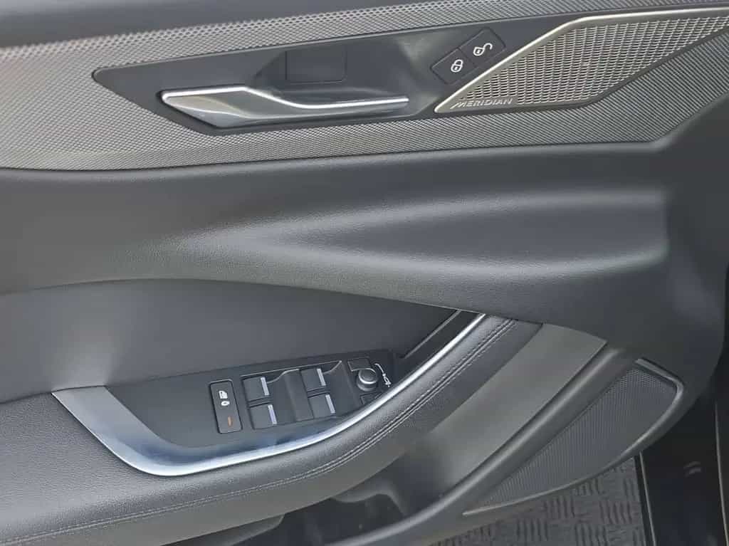 Jaguar XE D180 SE AT8 |1.HAND|LEDER|E-SITZE|MATRIX-LED| 01/2020-photo-12