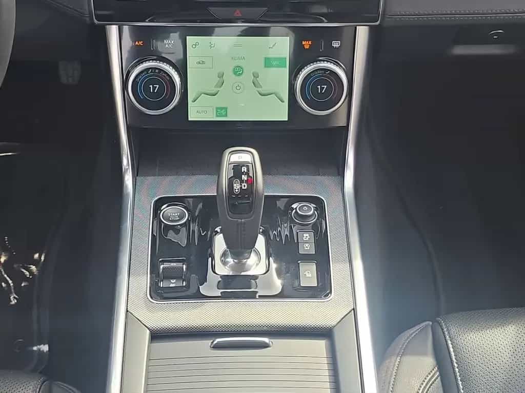 Jaguar XE D180 SE AT8 |1.HAND|LEDER|E-SITZE|MATRIX-LED| 01/2020-photo-17
