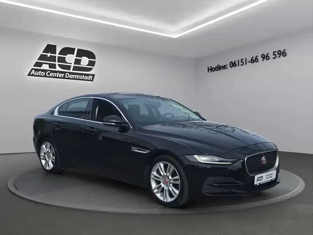 Jaguar XE D180 SE AT8 |1.HAND|LEDER|E-SITZE|MATRIX-LED| 01/2020-photo-3