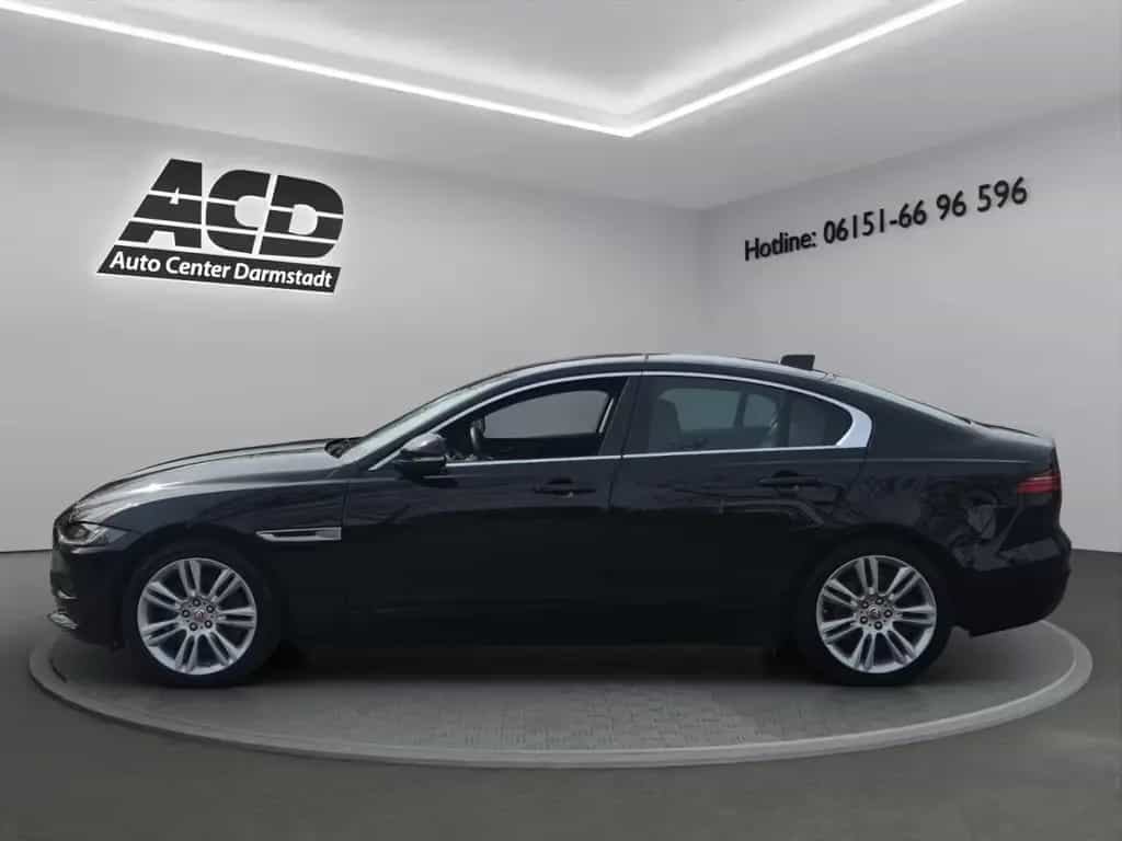 Jaguar XE D180 SE AT8 |1.HAND|LEDER|E-SITZE|MATRIX-LED| 01/2020-photo-9