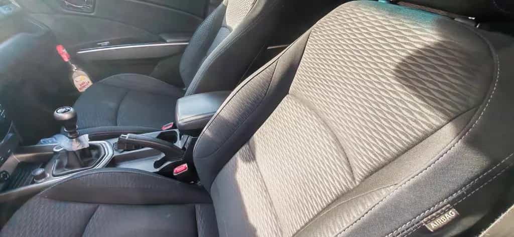 Ssangyong Tivoli 1.6 e-XGi 160 QUARTZ 2WD QUARTZ 04/2016-photo-3