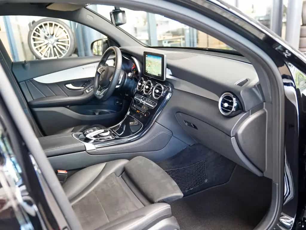 Mercedes-Benz GLC 250 d 4M Coupé AMG Line COMAND AHK ILS Kamer 02/2019-photo-11