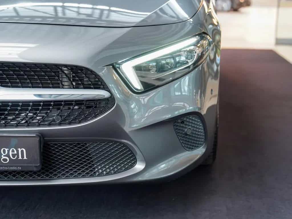 Mercedes-Benz A 180 d Progressive Leder Head-up Fahrassist 360 03/2018-photo-5