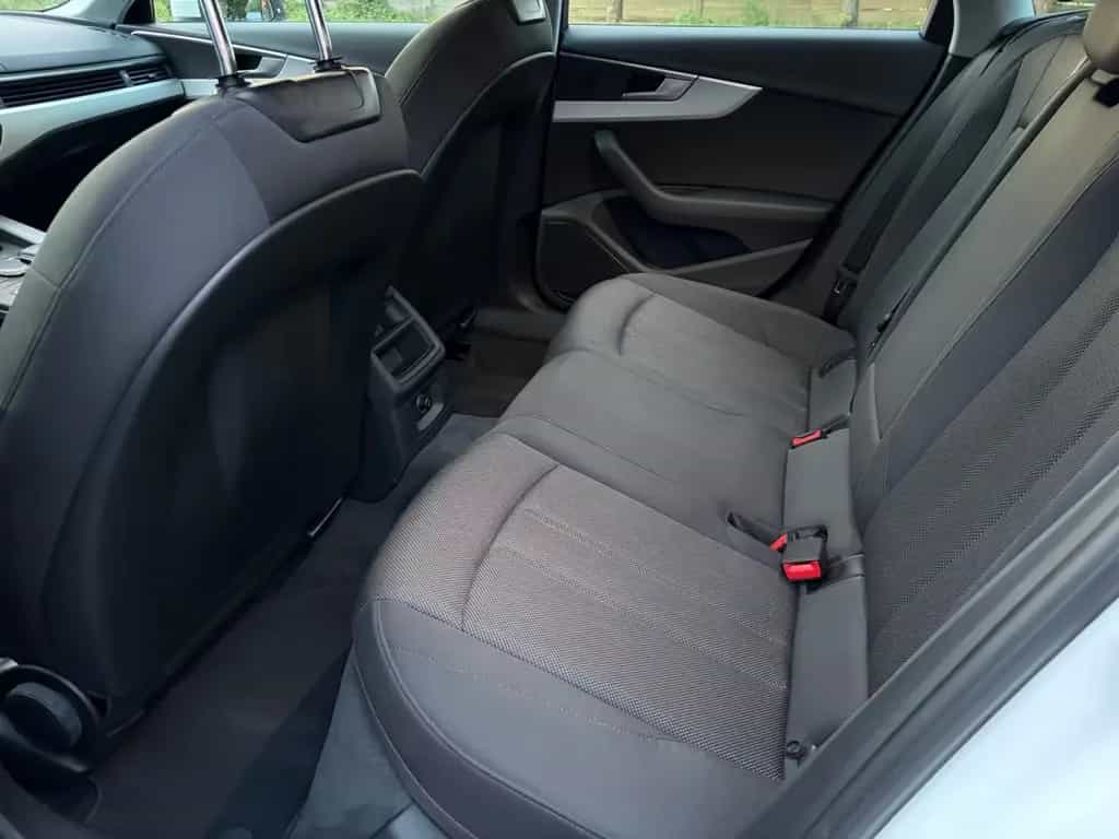 Audi A4 Lim.AUTOMATI/PDC/KAMERA/TEMPOMA/I HAND 10/2017-photo-12