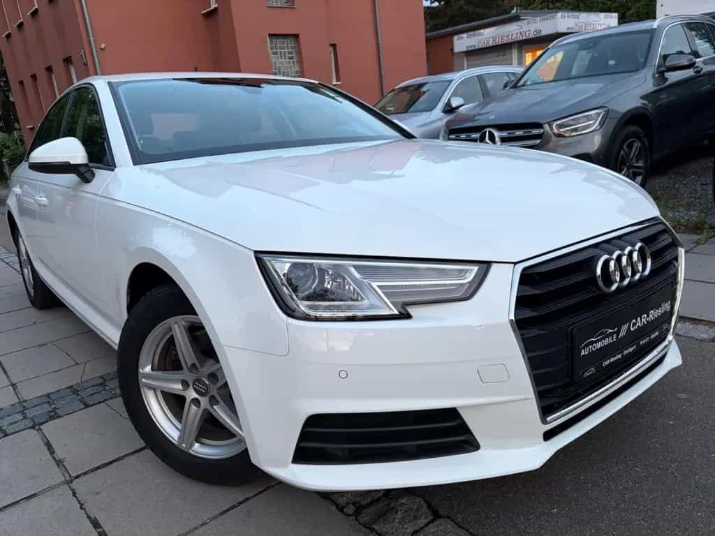 Audi A4 Lim.AUTOMATI/PDC/KAMERA/TEMPOMA/I HAND 10/2017-photo-22