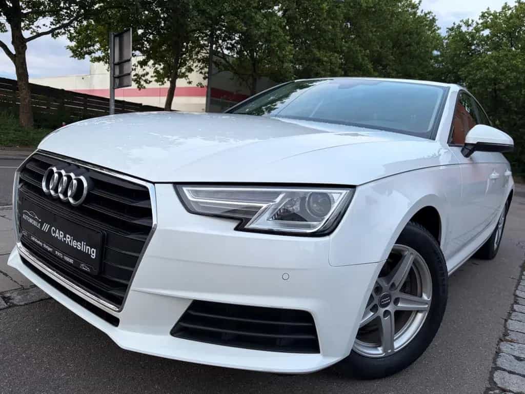 Audi A4 Lim.AUTOMATI/PDC/KAMERA/TEMPOMA/I HAND 10/2017-photo-28