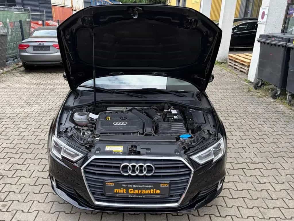 Audi A3 Sportback 35 TFSI sport Navi Xenon Klimaaut 11/2018-photo-12