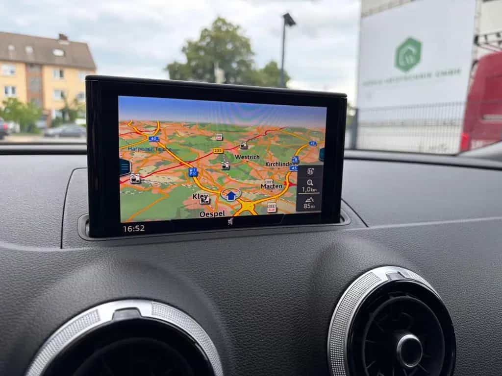 Audi A3 Sportback 35 TFSI sport Navi Xenon Klimaaut 11/2018-photo-29