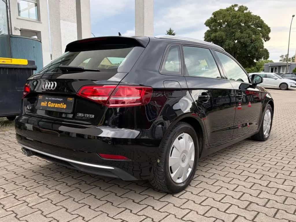 Audi A3 Sportback 35 TFSI sport Navi Xenon Klimaaut 11/2018-photo-4