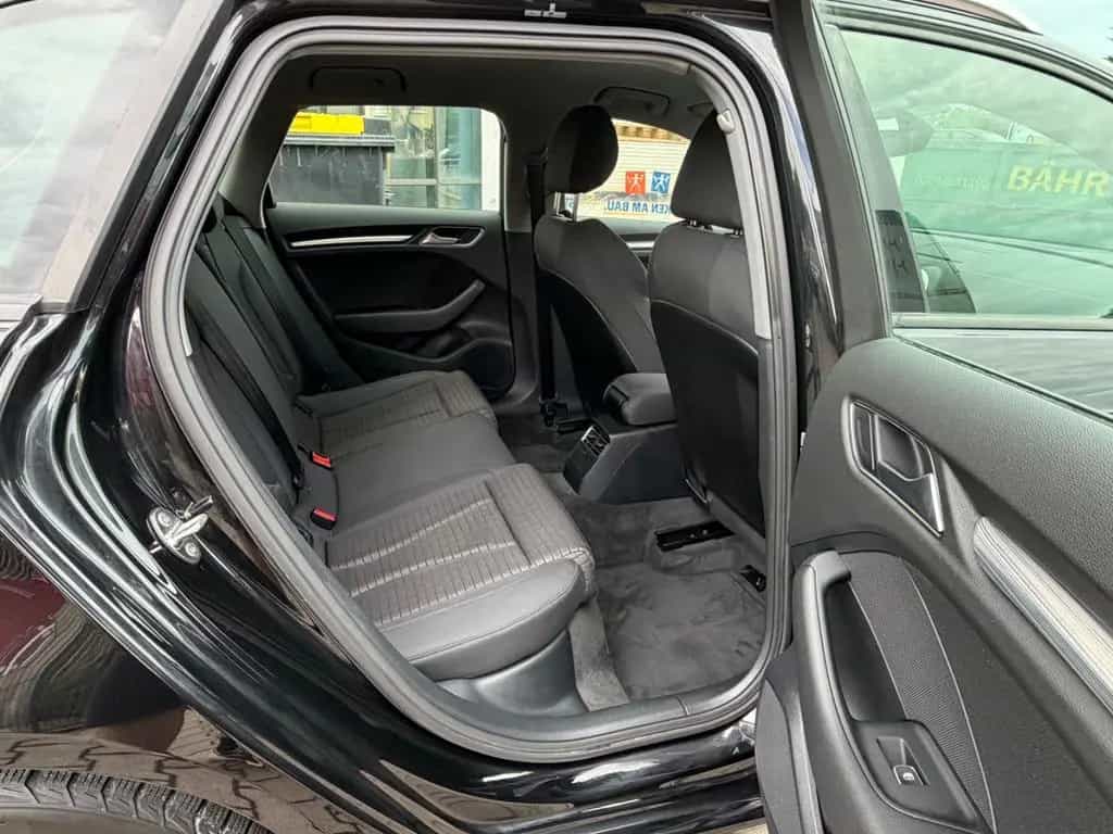 Audi A3 Sportback 35 TFSI sport Navi Xenon Klimaaut 11/2018-photo-47