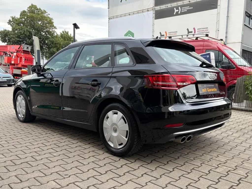 Audi A3 Sportback 35 TFSI sport Navi Xenon Klimaaut 11/2018-photo-6